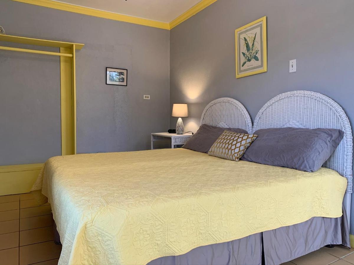 Turtles Nest Bahamas Apartment George Town Bagian luar foto