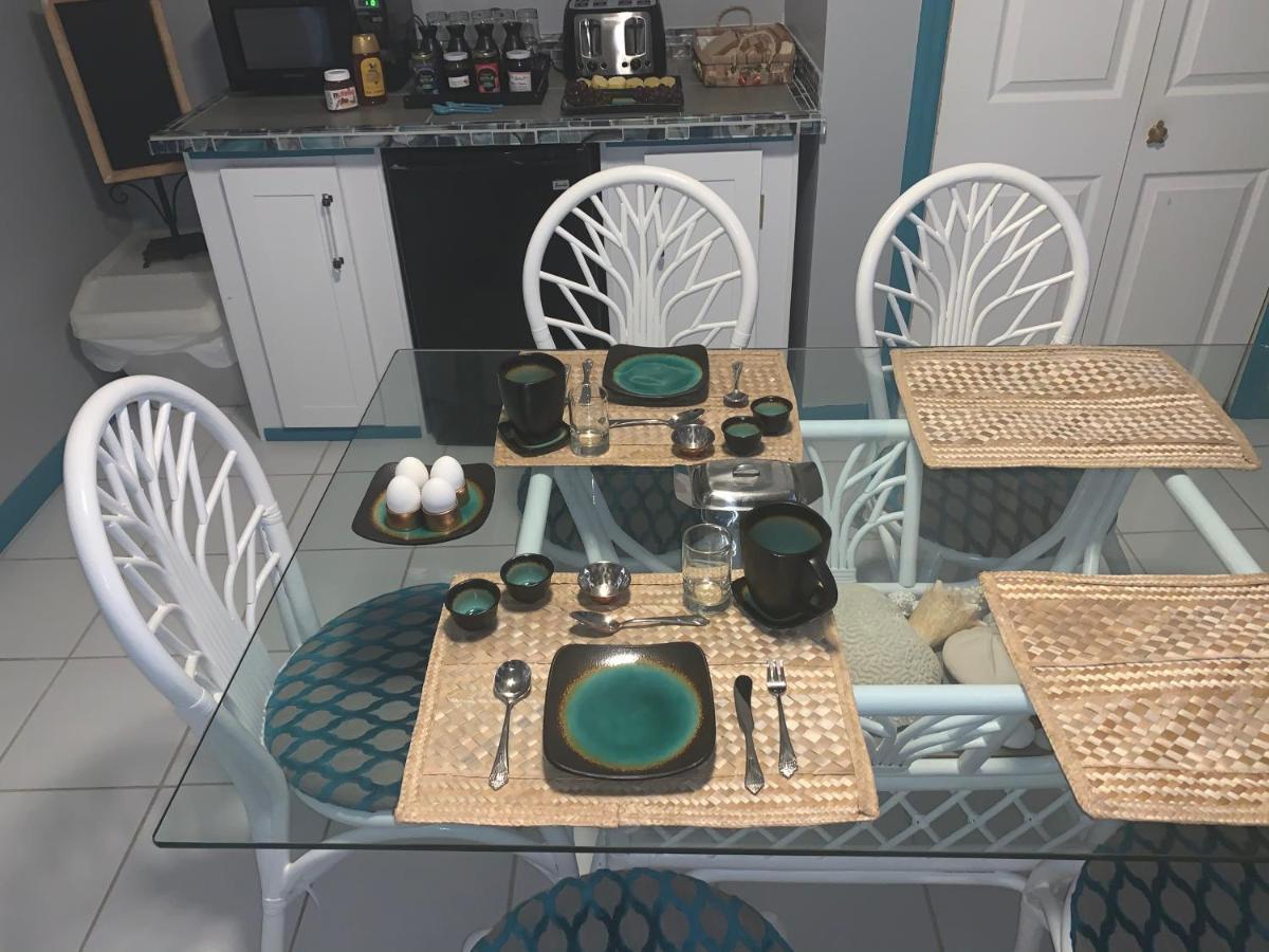 Turtles Nest Bahamas Apartment George Town Bagian luar foto